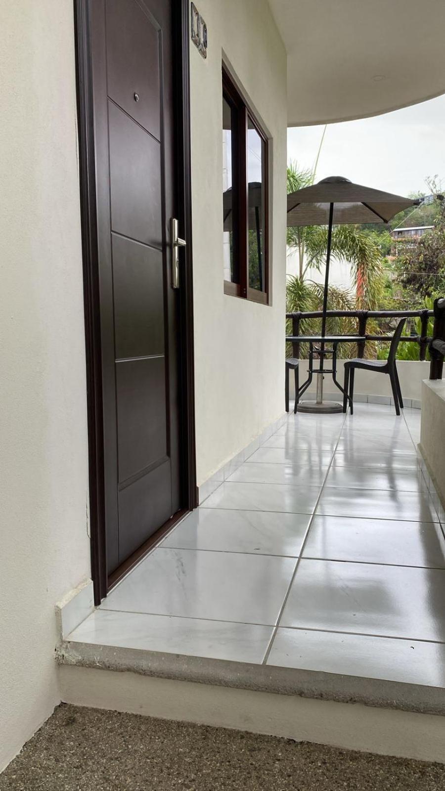 Hotel Y Suites Los Encantos ซายูลิตา ภายนอก รูปภาพ
