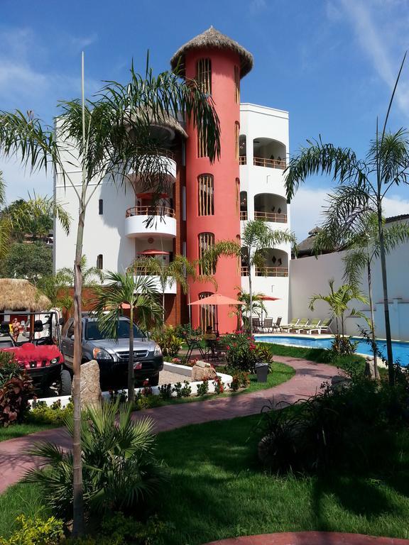 Hotel Y Suites Los Encantos ซายูลิตา ห้อง รูปภาพ